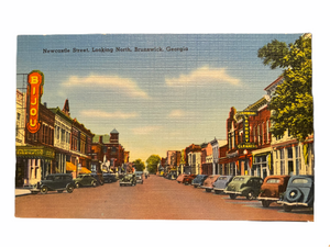 Newcastle Street, Looking North, Brunswick Georgia. Unused Linen Postcard Circa 1930-1944